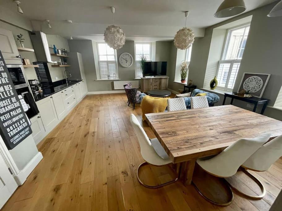 Luxurious 2 Bedroom Apartment In Central Berwick Esterno foto
