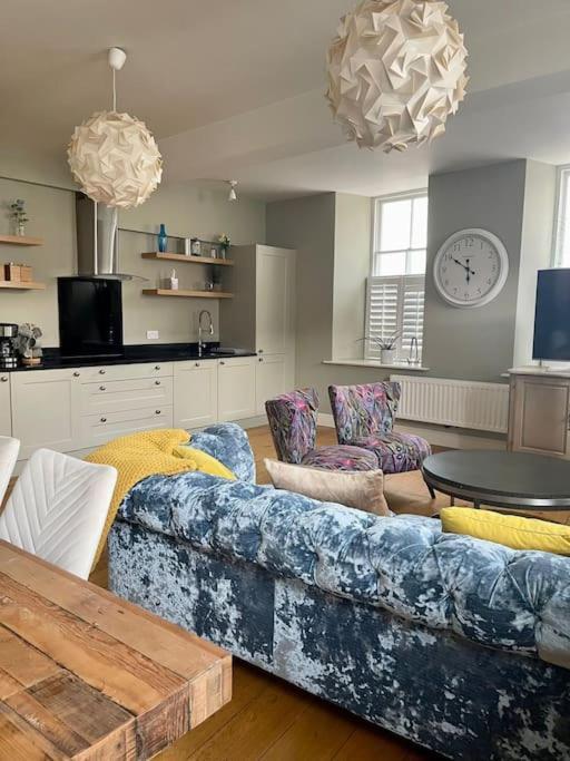 Luxurious 2 Bedroom Apartment In Central Berwick Esterno foto