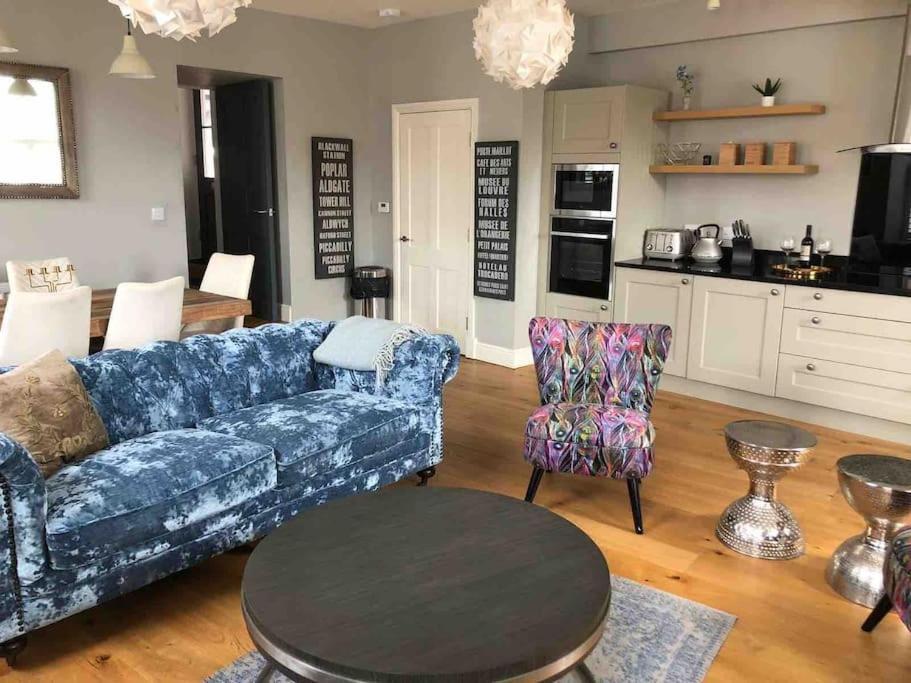 Luxurious 2 Bedroom Apartment In Central Berwick Esterno foto
